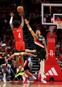 格兰特长传连线 努尔基奇转身勾手稳稳打成